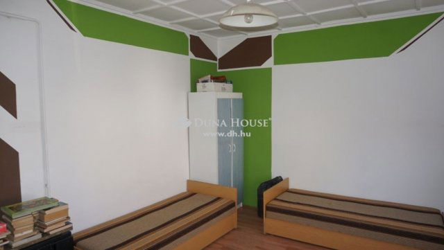 Eladó családi ház, Zalaegerszegen 39.99 M Ft, 5 szobás