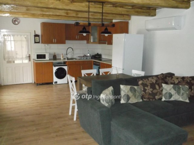 Eladó családi ház, Gyöngyöstarjánon 39.9 M Ft, 2 szobás