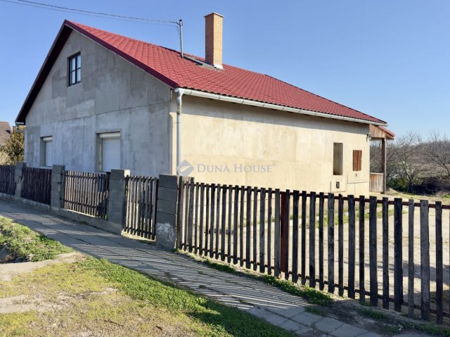 Eladó családi ház, Mezőszilason 26 M Ft, 2+1 szobás