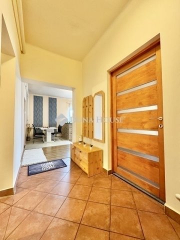 Eladó családi ház, Üllőn 91.9 M Ft, 4 szobás