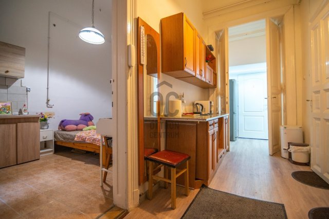 Eladó hotel, Budapesten, VII. kerületben 99.9 M Ft