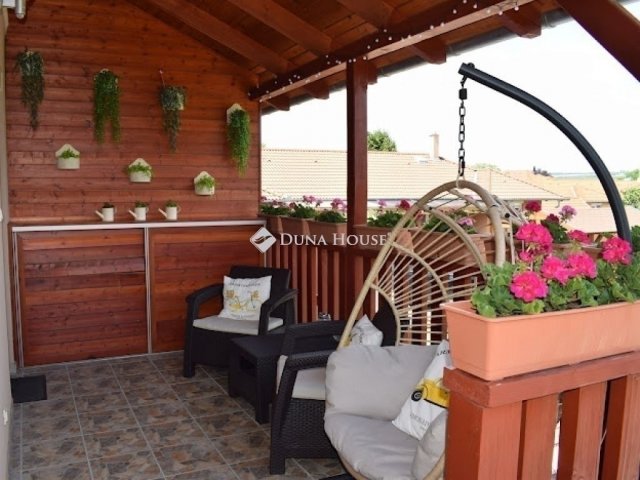 Eladó családi ház, Maglódon 134.9 M Ft, 3 szobás