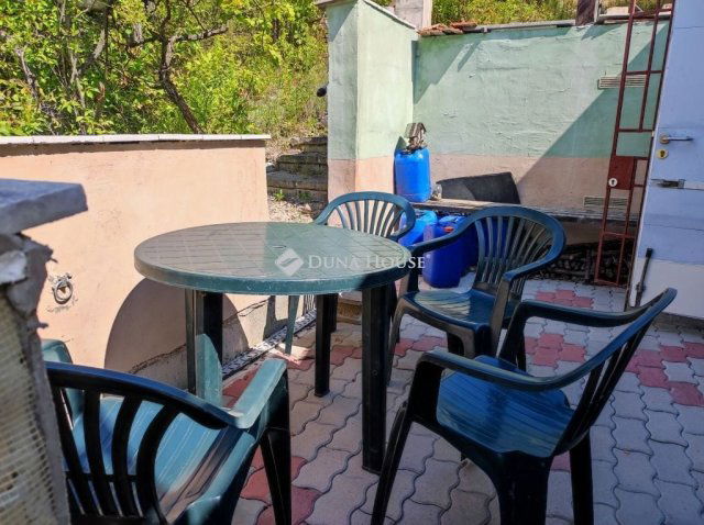 Eladó nyaraló, Gyermelyen 9.5 M Ft, 2 szobás