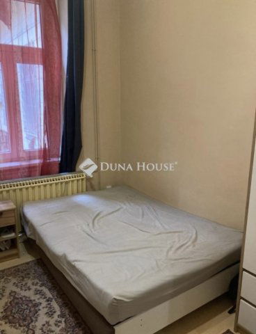 Eladó téglalakás, Budapesten, VI. kerületben 93 M Ft, 3 szobás