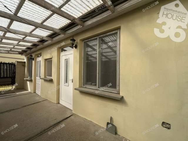 Eladó családi ház, Kecskeméten 46 M Ft, 4 szobás