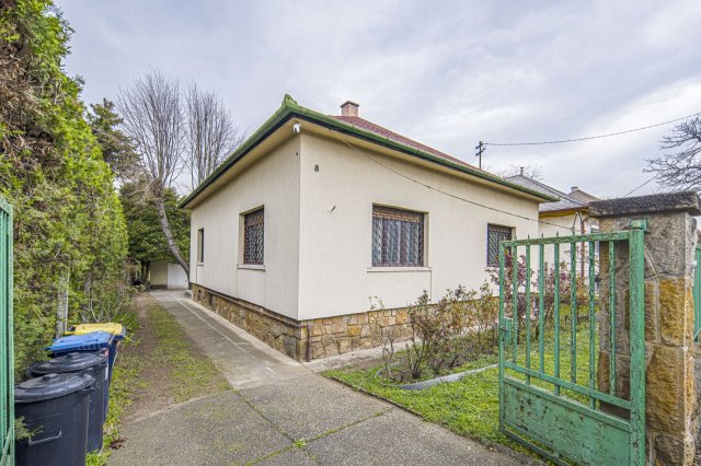 Eladó családi ház, XVIII. kerületben, Kubinyi Imre utcában