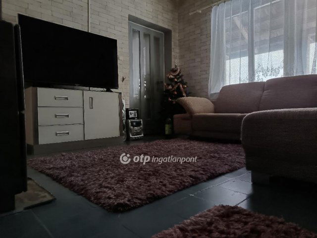 Eladó családi ház, Hajdúszováton 19.5 M Ft, 3 szobás