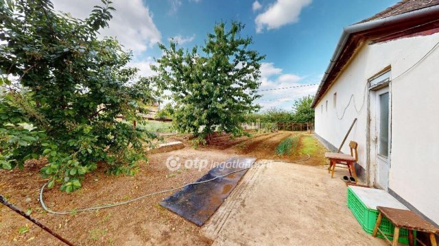 Eladó családi ház, Gávavencsellőn 27.5 M Ft, 3 szobás