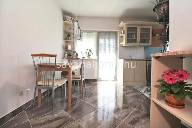 Eladó családi ház, Sén 73.9 M Ft, 2 szobás