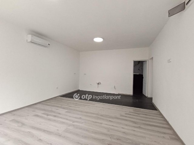 Eladó családi ház, Szegváron 29.9 M Ft, 2+1 szobás