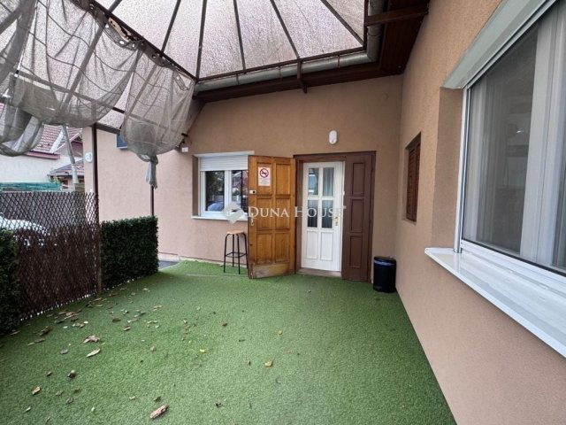 Eladó családi ház, Budapesten, XVII. kerületben 98 M Ft
