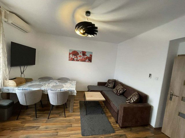 Kiadó téglalakás, albérlet, Debrecenben 240 E Ft / hó, 3 szobás