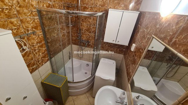 Kiadó panellakás, albérlet, Pécsett, Tildy Zoltán utcában