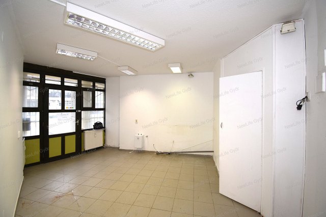 Kiadó üzlethelyiség, Győrött 85 E Ft / hó, 1 szobás