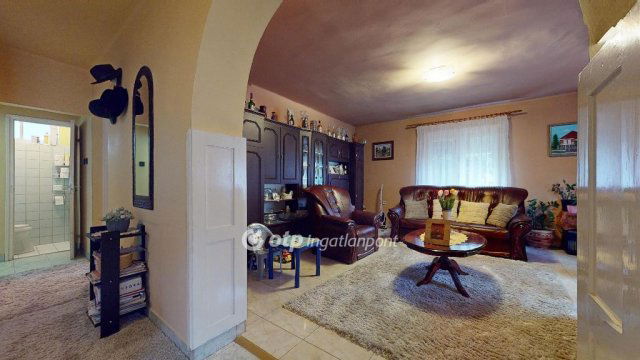 Eladó családi ház, Alsóvadászon 38.5 M Ft, 4 szobás