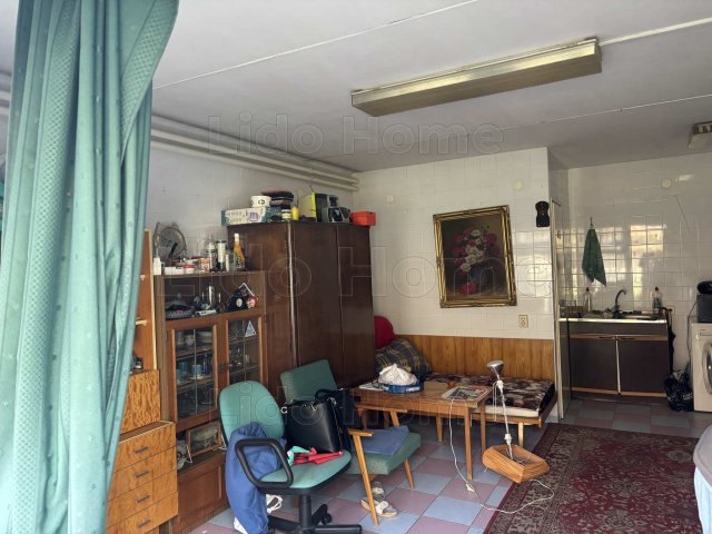 Eladó üzlethelyiség, Győrött 31 M Ft, 1+1 szobás