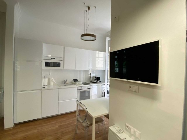 Kiadó téglalakás, albérlet, VI. kerületben, Lendvay utcában