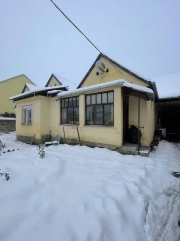 Eladó családi ház, Szászváron 24 M Ft, 5 szobás