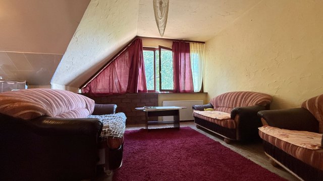 Kiadó téglalakás, albérlet, Debrecenben 280 E Ft / hó, 4 szobás