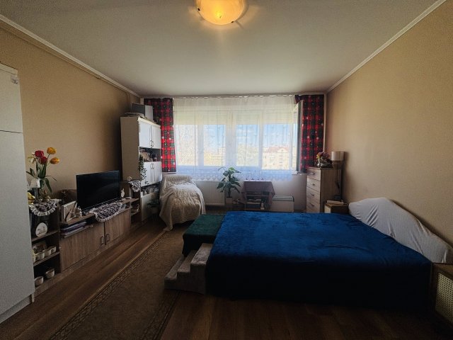 Eladó panellakás, Cegléden 31.99 M Ft, 1 szobás