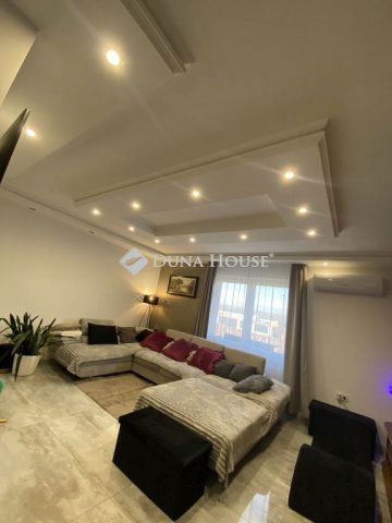 Eladó családi ház, Tégláson 77 M Ft, 2 szobás