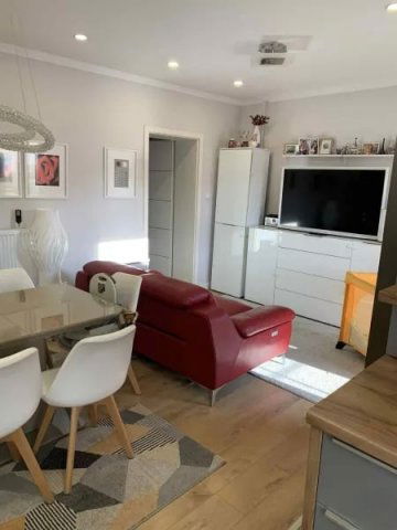 Eladó téglalakás, Pécsett 79.9 M Ft, 3 szobás