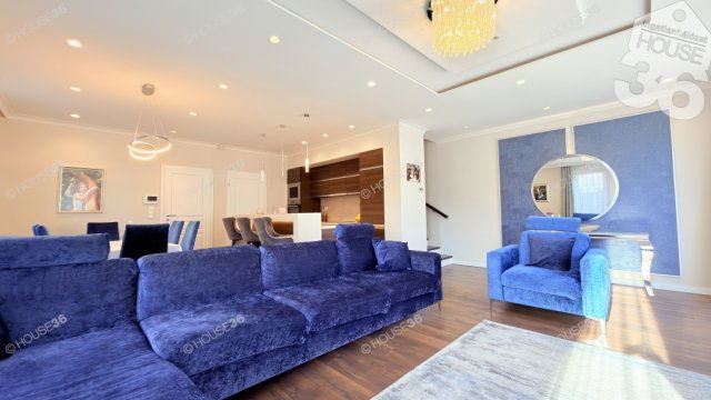 Eladó családi ház, Kecskeméten 225 M Ft, 4 szobás