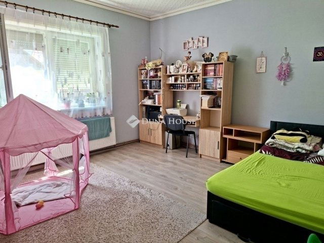 Eladó családi ház, Üllőn 79.9 M Ft, 3 szobás