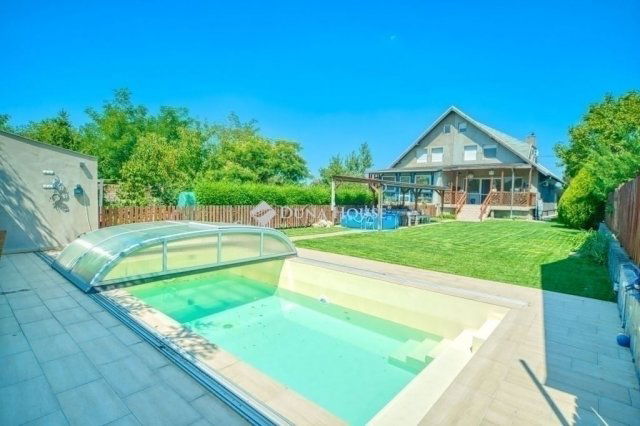 Eladó ikerház, Gyálon 114.9 M Ft, 6 szobás