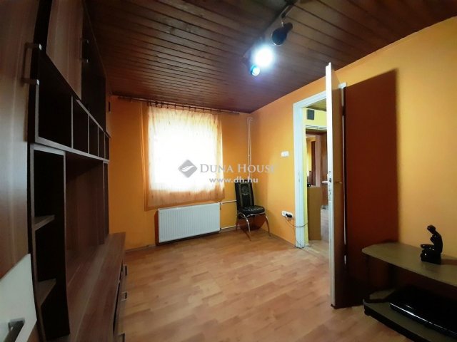 Eladó családi ház, Tóalmáson 55 M Ft, 5 szobás