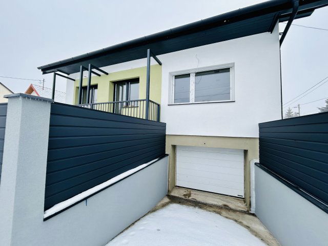 Eladó családi ház, Győrött 129 M Ft, 3+2 szobás