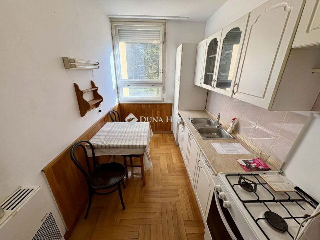 Eladó téglalakás, Nagykanizsán 31.3 M Ft, 2 szobás