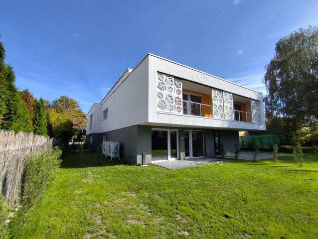 Eladó téglalakás, Zamárdiban 97.076 M Ft, 2 szobás