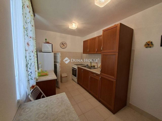 Eladó nyaraló, Siófokon 79.9 M Ft, 4 szobás