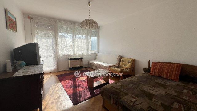 Eladó téglalakás, Egerben 54 M Ft, 2+1 szobás