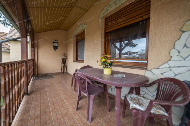 Eladó családi ház, Kerekegyházán, Fő utcában 78 M Ft