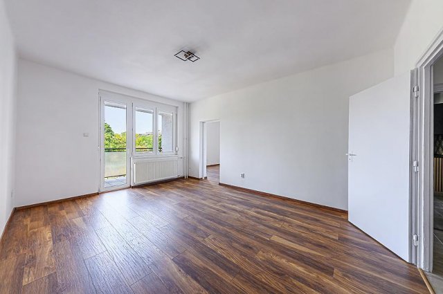 Eladó panellakás, Budapesten, X. kerületben 64.5 M Ft, 2 szobás