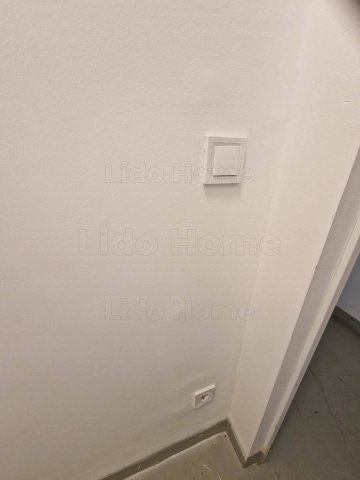 Kiadó ipari ingatlan, Székesfehérvárott 15 E Ft / hó