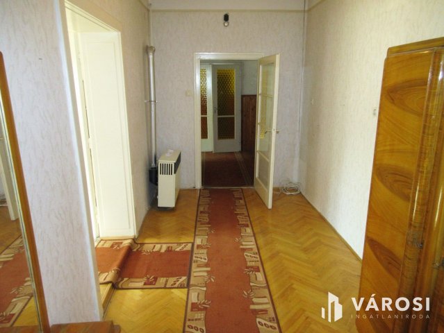 Eladó családi ház, Orosházán 24.99 M Ft, 3+1 szobás