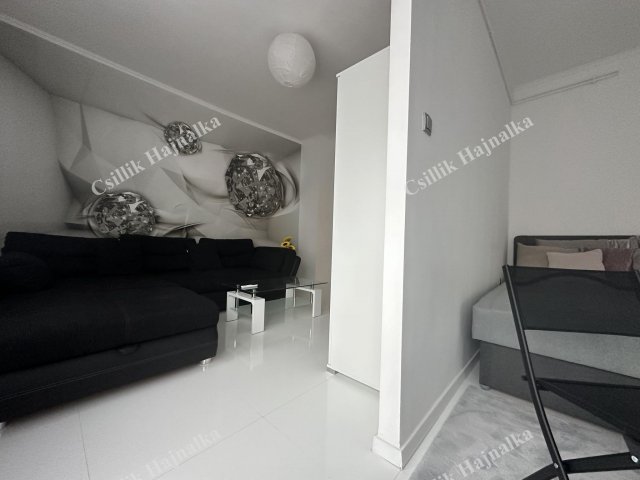 Eladó téglalakás, Szolnokon, Kossuth téren 45 M Ft, 1+1 szobás