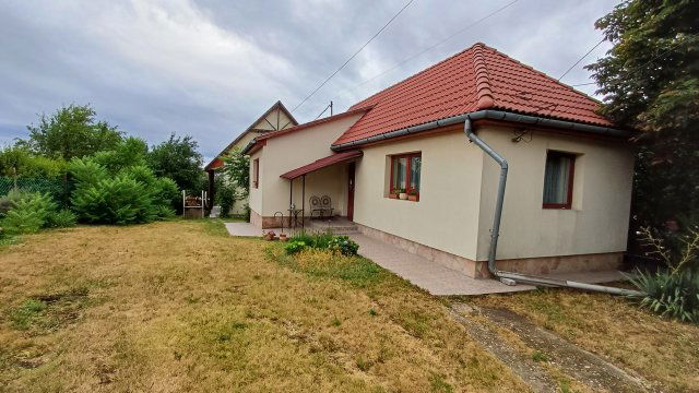 Eladó családi ház, Miskolcon 59.5 M Ft, 3+2 szobás