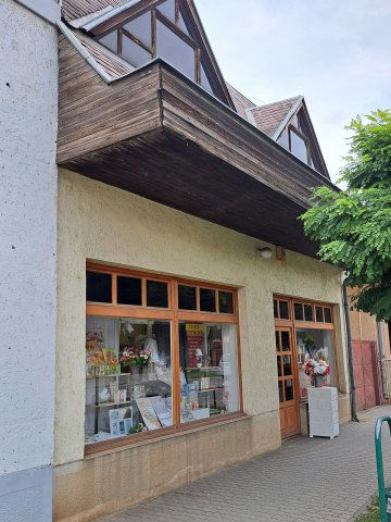 Eladó üzlethelyiség, Pilisen, Rákóczi úton 32.9 M Ft