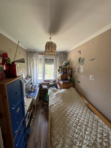 Eladó panellakás, Kecskeméten 49.9 M Ft, 3 szobás