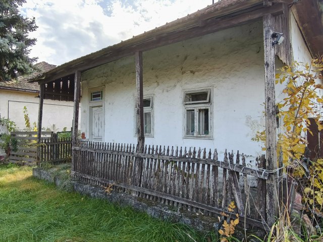 Eladó családi ház, Sarudon 14.9 M Ft, 2+1 szobás