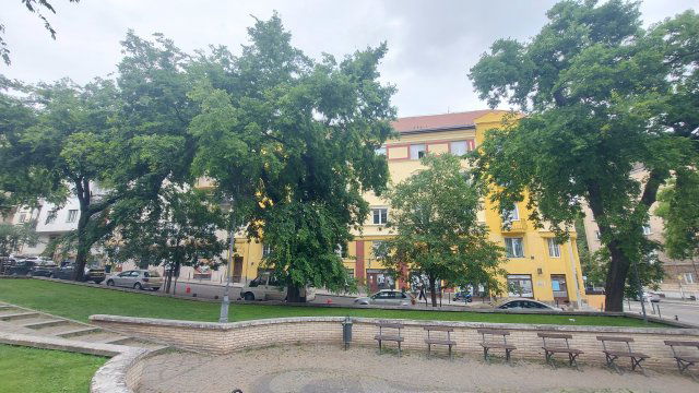 Eladó téglalakás, Budapesten, XII. kerületben 102 M Ft, 2 szobás