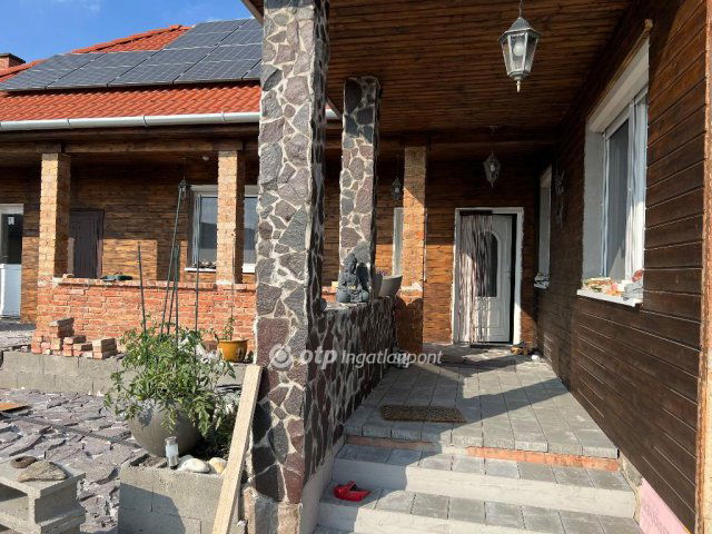 Eladó családi ház, Nagytályán 75.9 M Ft, 4 szobás