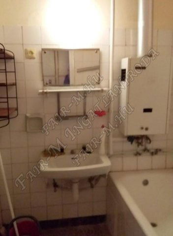 Kiadó téglalakás, albérlet, Csongrádon 95 E Ft / hó