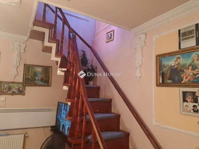 Eladó családi ház, Gyömrőn 89.9 M Ft, 5 szobás