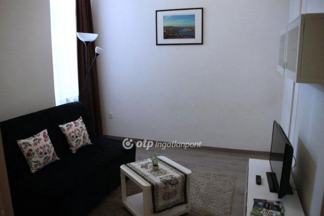 Eladó téglalakás, Budapesten, V. kerületben 84 M Ft, 2 szobás