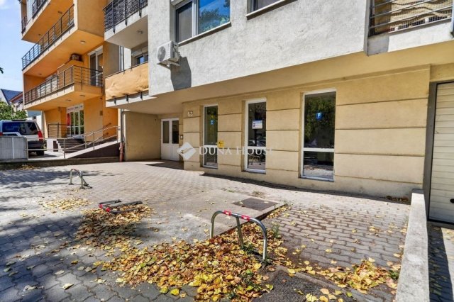 Eladó üzlethelyiség, Budapesten, XI. kerületben 79.9 M Ft
